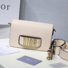 dior-evolution-bag-2