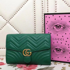 gucci-gg-marmont-clutch-2