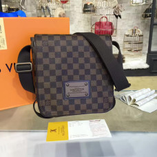 louis-vuitton-brooklyn-replica-bag-2