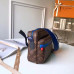 louis-vuitton-catwalk-models-messenger-bag