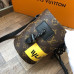 louis-vuitton-chalk-bag-4