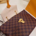 louis-vuitton-clapton-3