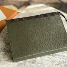 louis-vuitton-clutch-bag-20