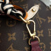 louis-vuitton-pochette-metis-9