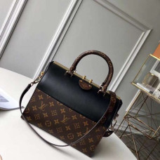 louis-vuitton-speedy-doctor-25