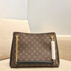 louis-vuitton-sureme-mm-2