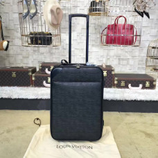 louis-vuitton-travel-box-replica-bag-3