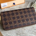 louis-vuitton-zippy-wallet-6